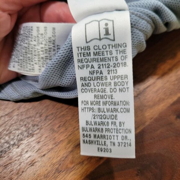 Bulwark FR QT30 iQ Series Comfort Knit Short Sleeve Tee Chest Pocket Size Small - Picture 10 of 11